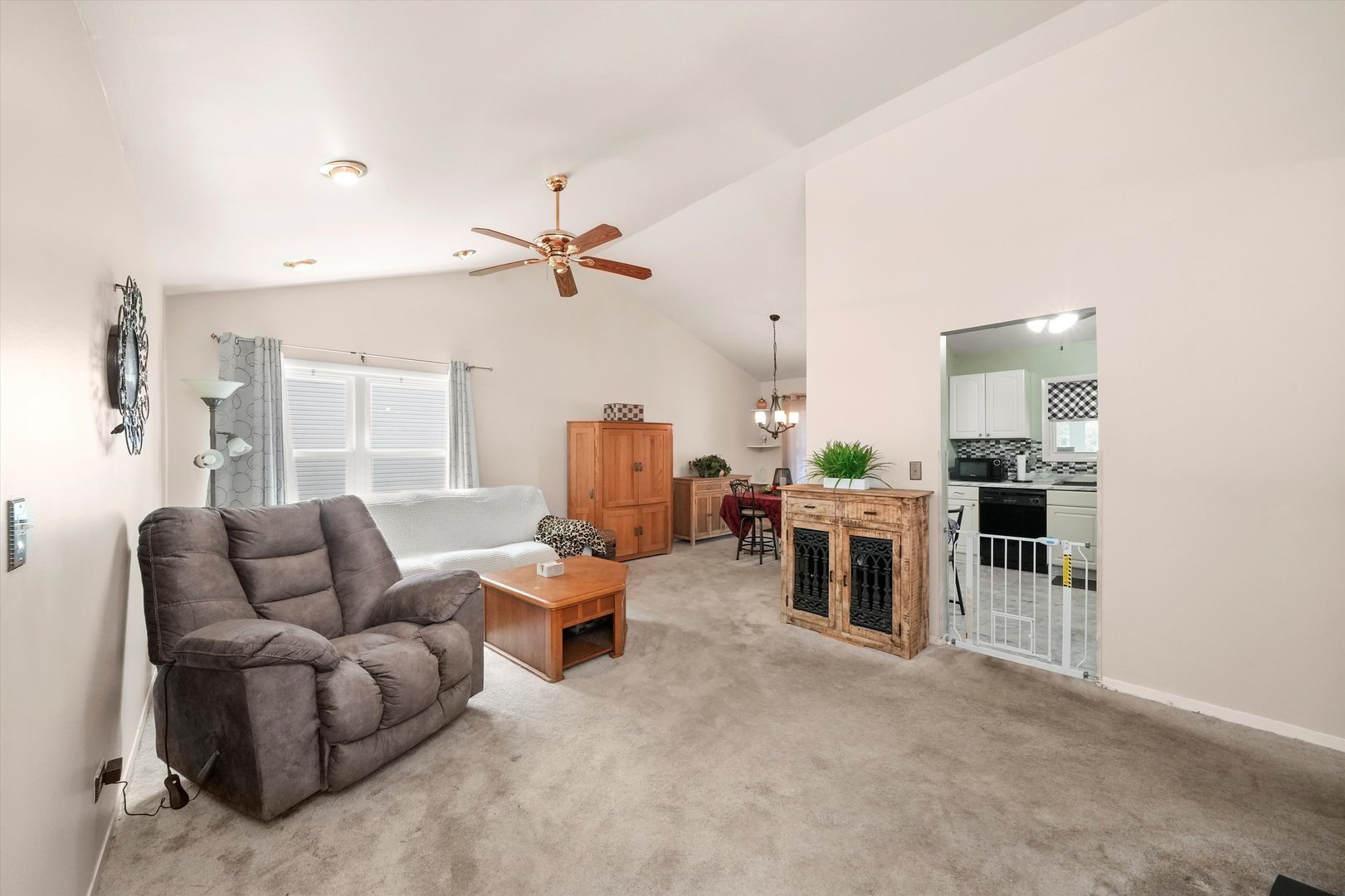 Property Photo: 1S670 Manchester Lane IL 60555