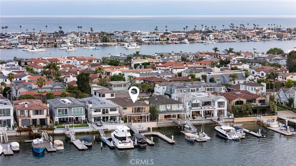 Property Photo:  816 Via Lido Nord  CA 92663 