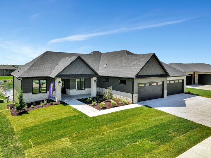 507 Deep Water Bay  Lincoln NE 68527 photo
