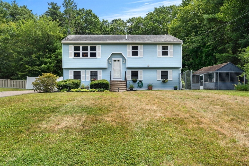 39 Jak Len Dr  Salisbury MA 01952 photo