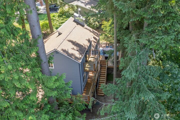 Property Photo:  19833  95th Ave NE  WA 98011