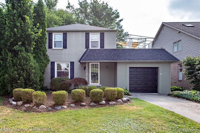 Property Photo: 26636 Wyoming Road MI 48070