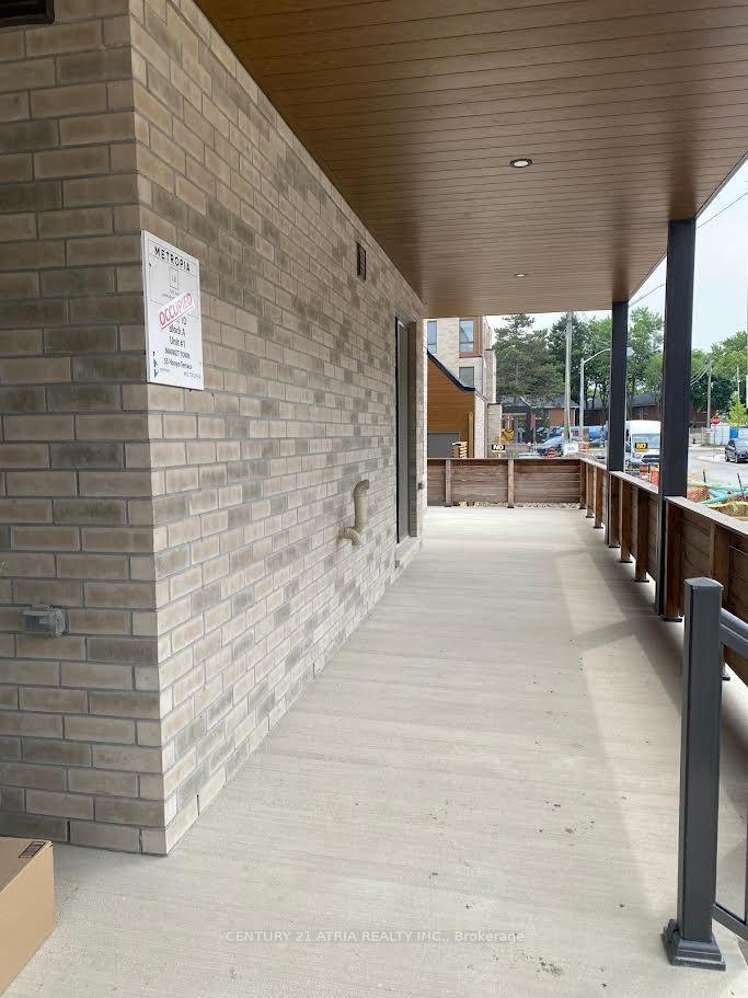 Property Photo:  55 Hooyo Terrace  ON M6A 0G1 