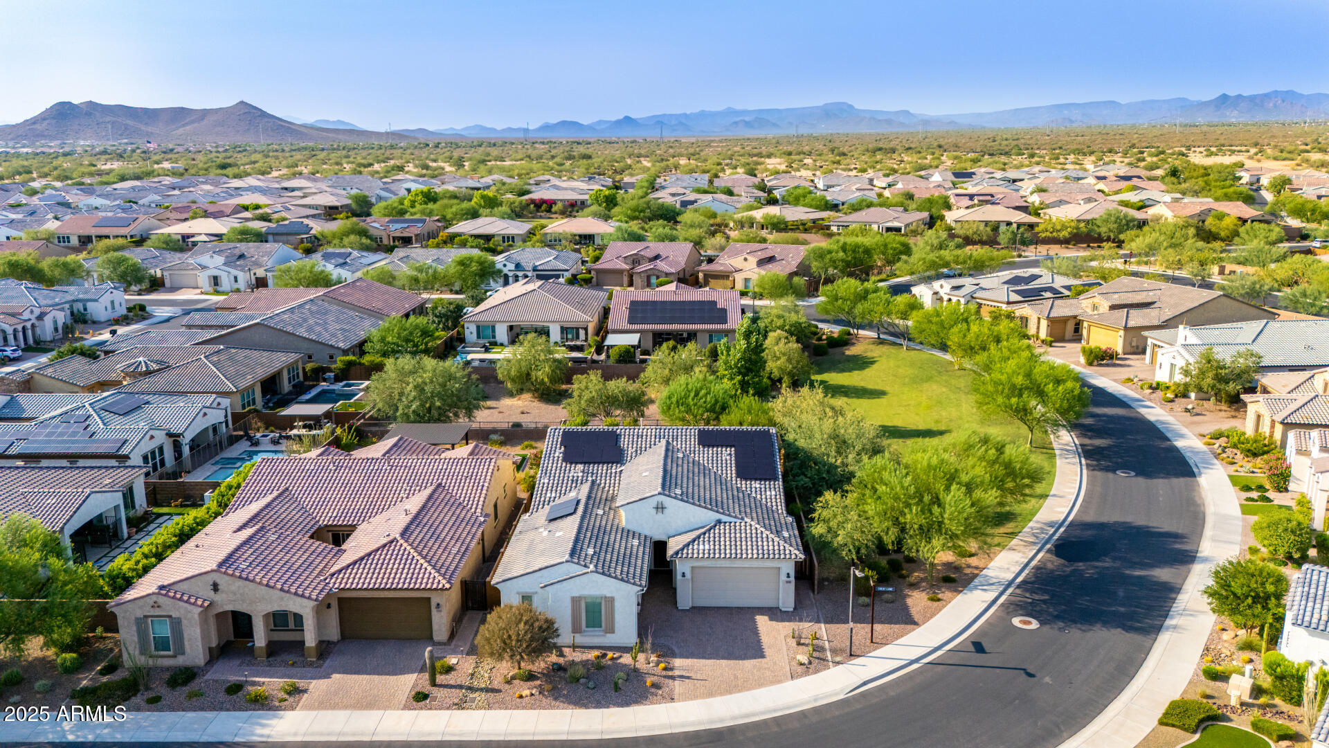 Property Photo:  3046 E Crest Lane  AZ 85050 