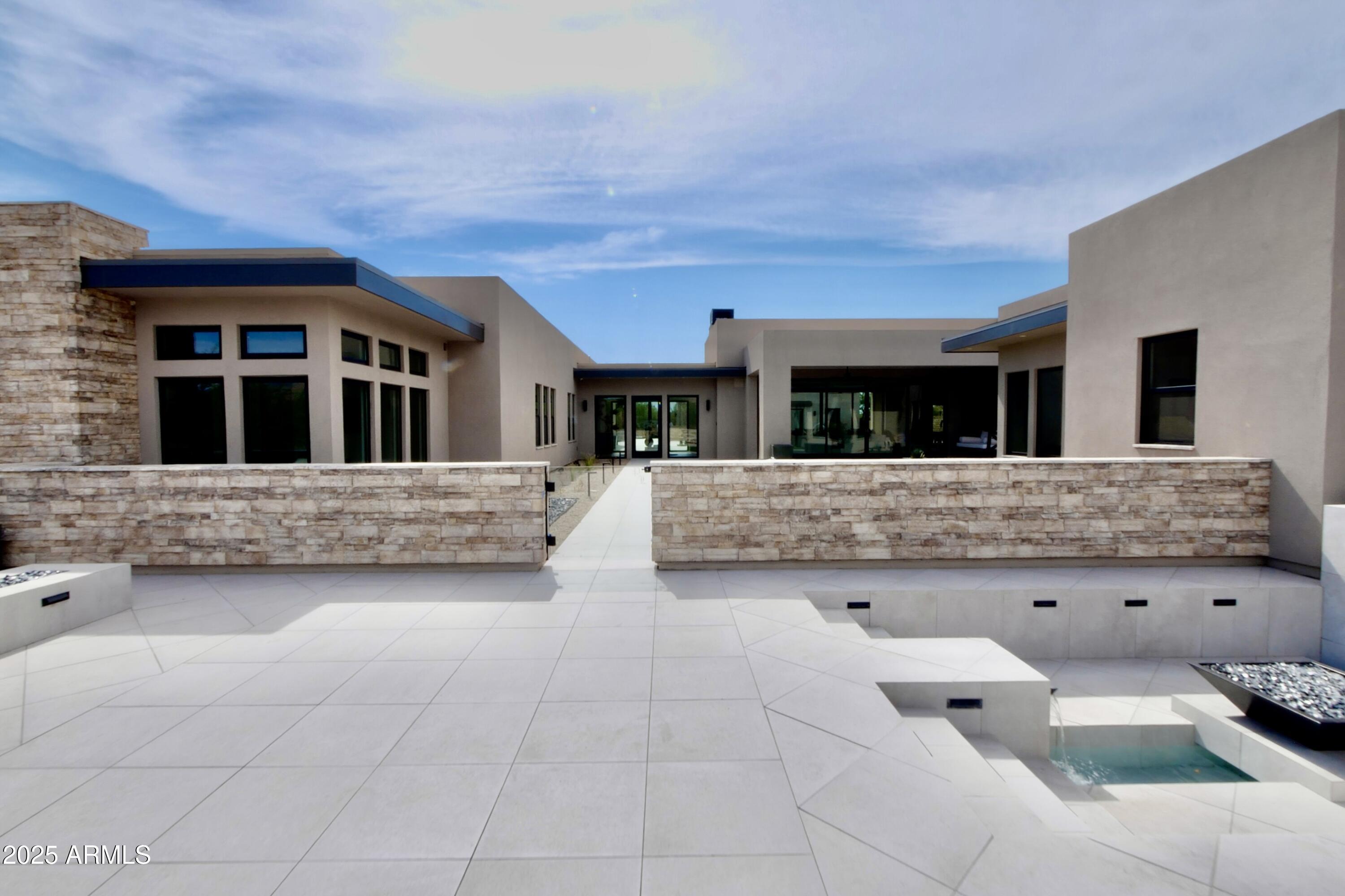 Property Photo: 8616 E Hackamore Drive AZ 85255