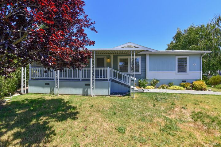 84 N Napa Drive  Petaluma CA 94954 photo