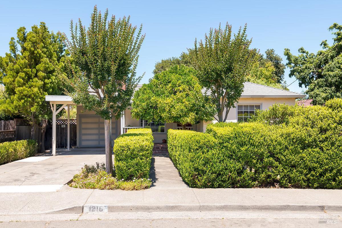 Property Photo: 1216 Vallejo Avenue CA 94945