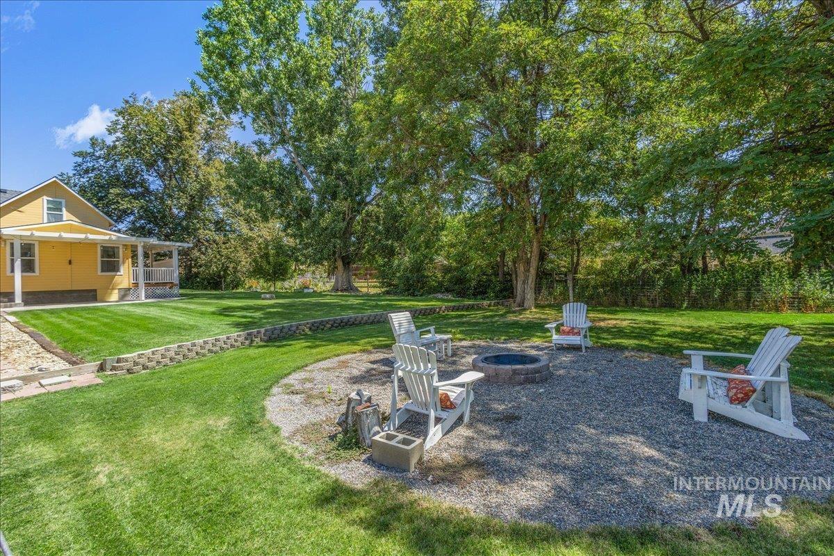 Property Photo: 6209 Foothill Road ID 83669