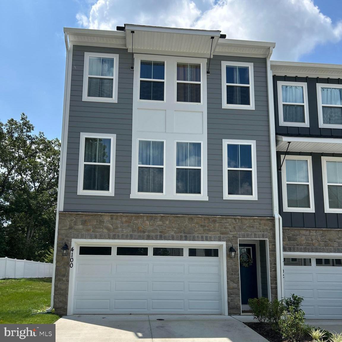 Property Photo: 4100 Bolton Court VA 22408