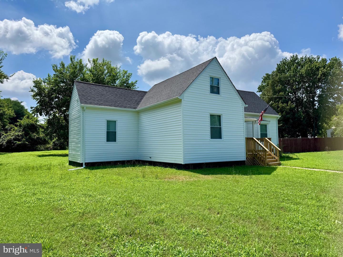 Property Photo: 20533 Nanticoke Road MD 21840