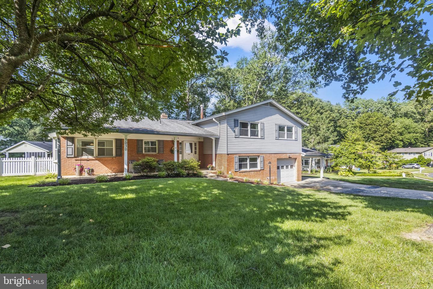 Property Photo: 5030 Gadsen Drive VA 22032