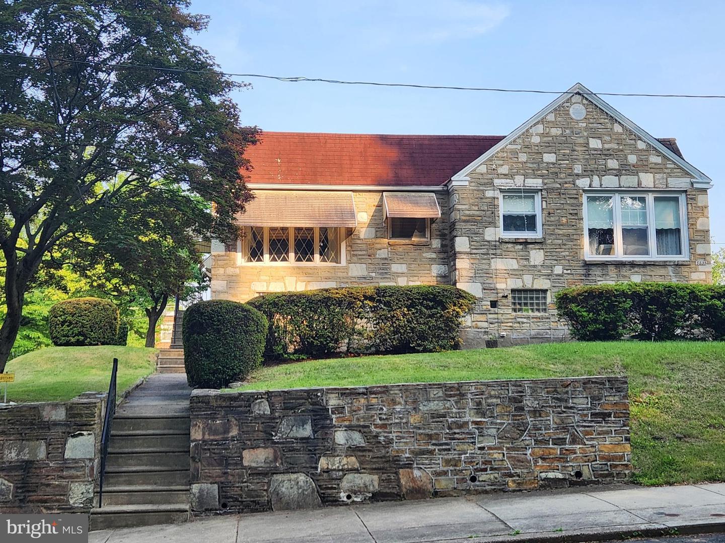 8835 Winchester Avenue  Philadelphia PA 19115 photo