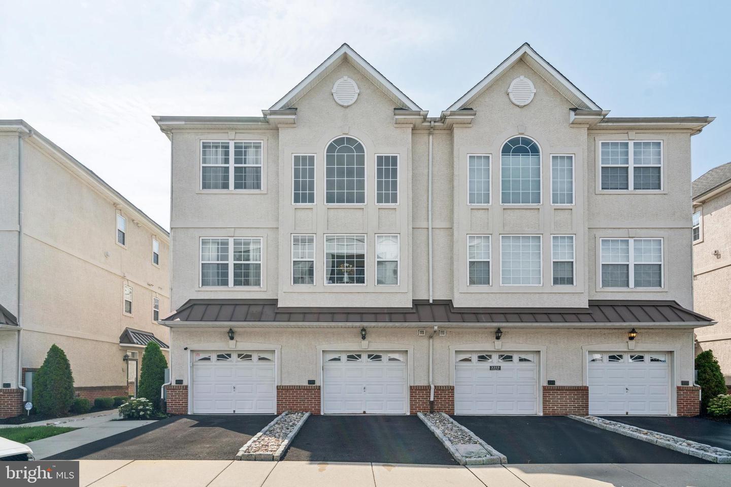 Property Photo:  3301 Capri Drive  PA 19145 