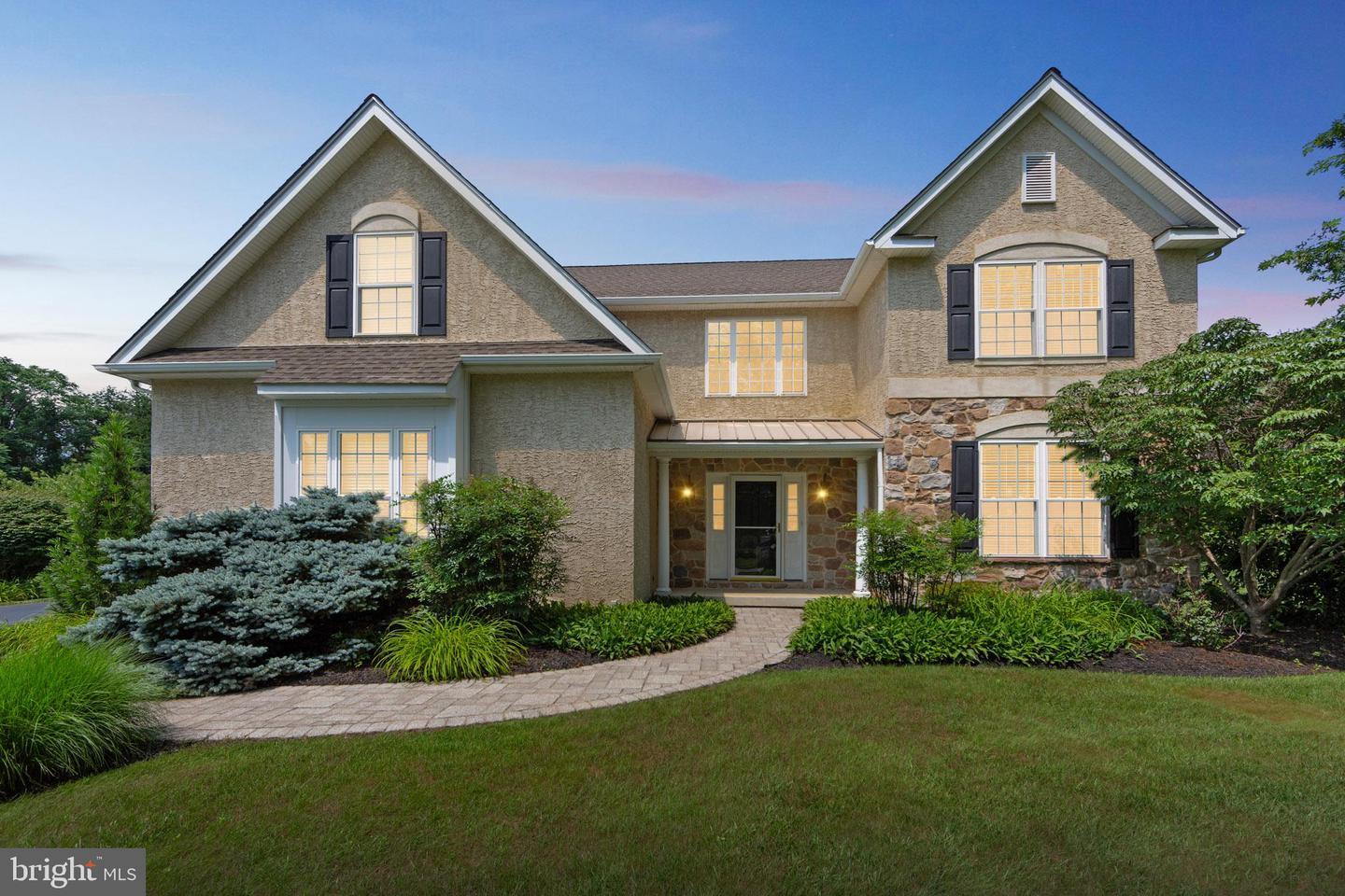 55 Tarrytown Lane  Downingtown PA 19335 photo