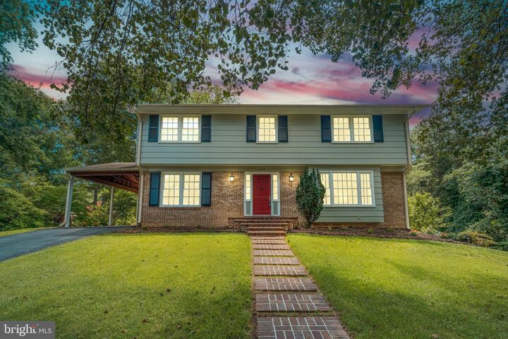 8618 Gateshead Road  Alexandria VA 22309 photo