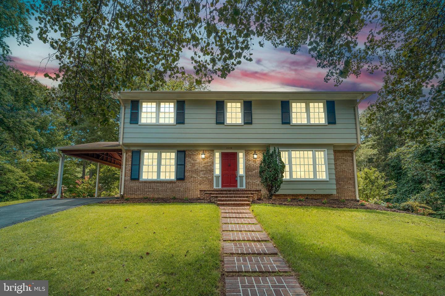 Property Photo: 8618 Gateshead Road VA 22309