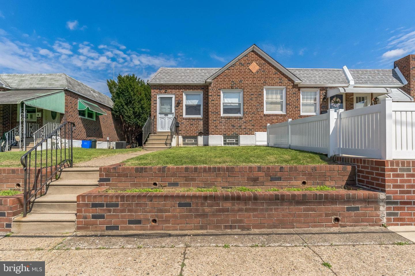 Property Photo:  6814 Walker Street  PA 19135 