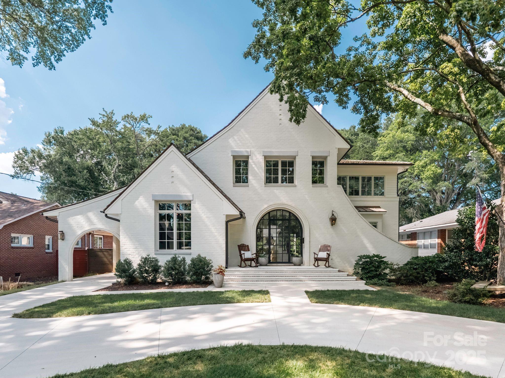 1401 Heather Lane  Charlotte NC 28209 photo