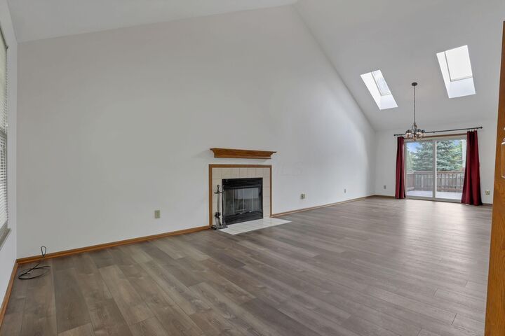 Property Photo: 5924 Saucony Drive OH 43026