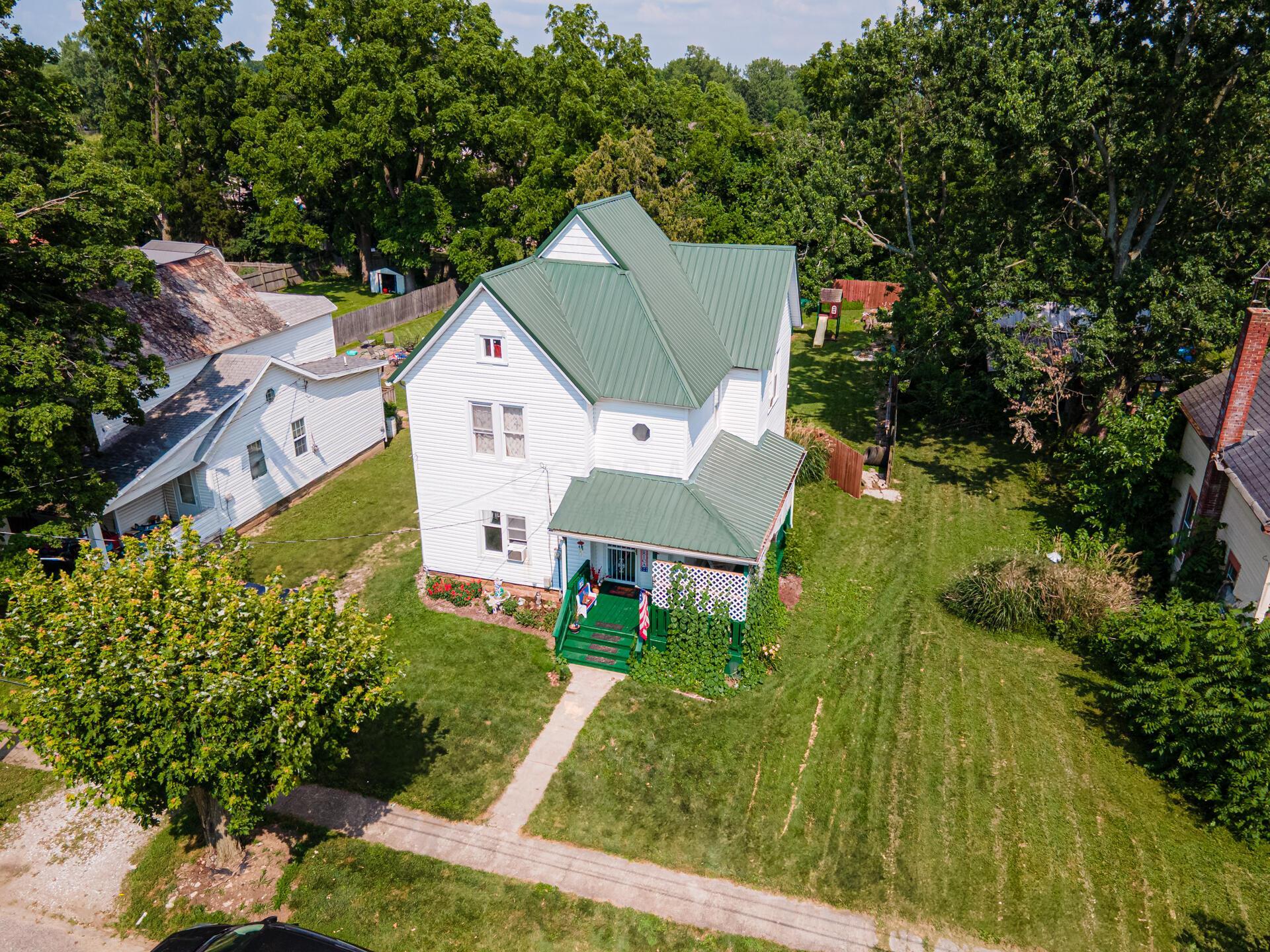 Property Photo:  83 2nd Street  OH 44875 