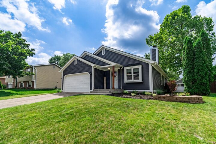 Property Photo: 5175 Locust Post Lane OH 43230