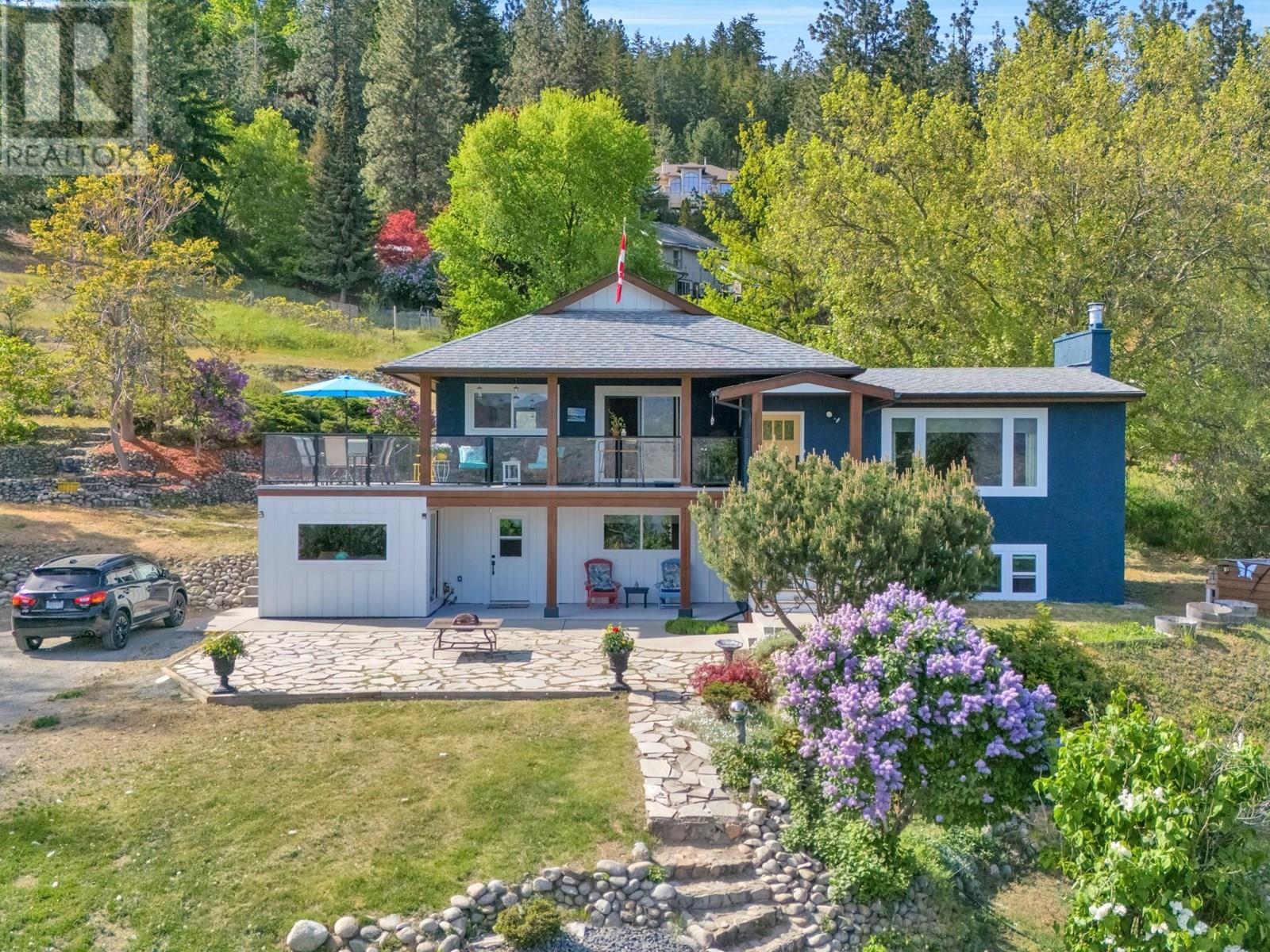 Property Photo:  6090 Somerset Avenue  BC V0H 1X4 