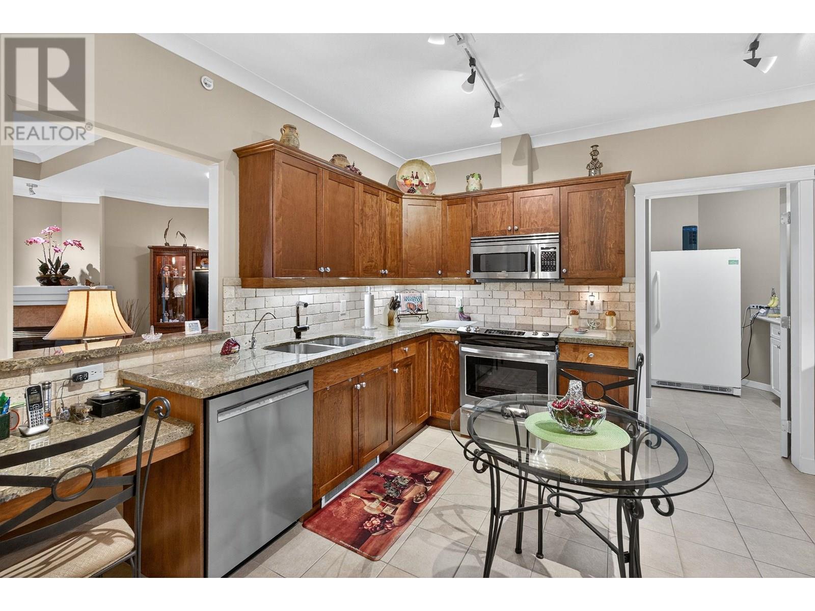Photo de la propriété: 307 Whitman Road 405 BC V1V 2P3