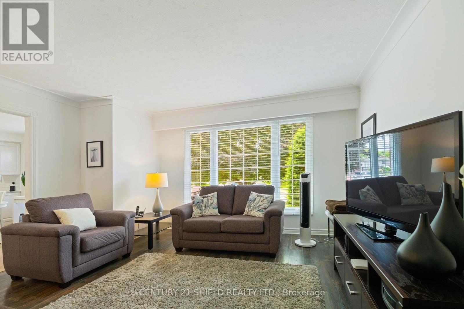 Photo de la propriété: 425 Lynwood Drive ON K6H 5H2