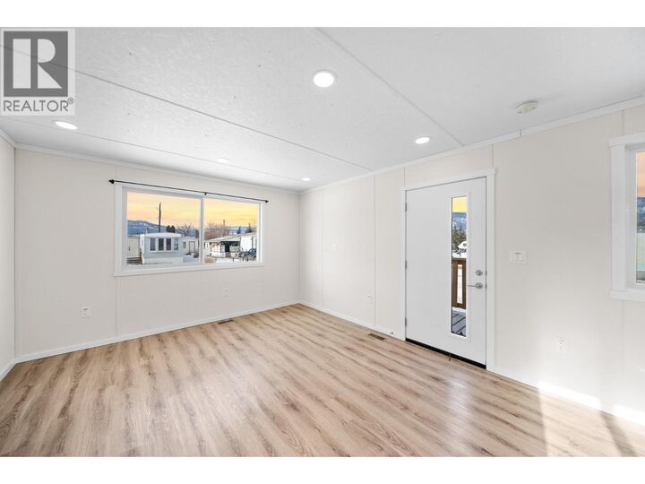 Photo de la propriété: 2776 Clapperton Avenue 96 BC V1K 1G5