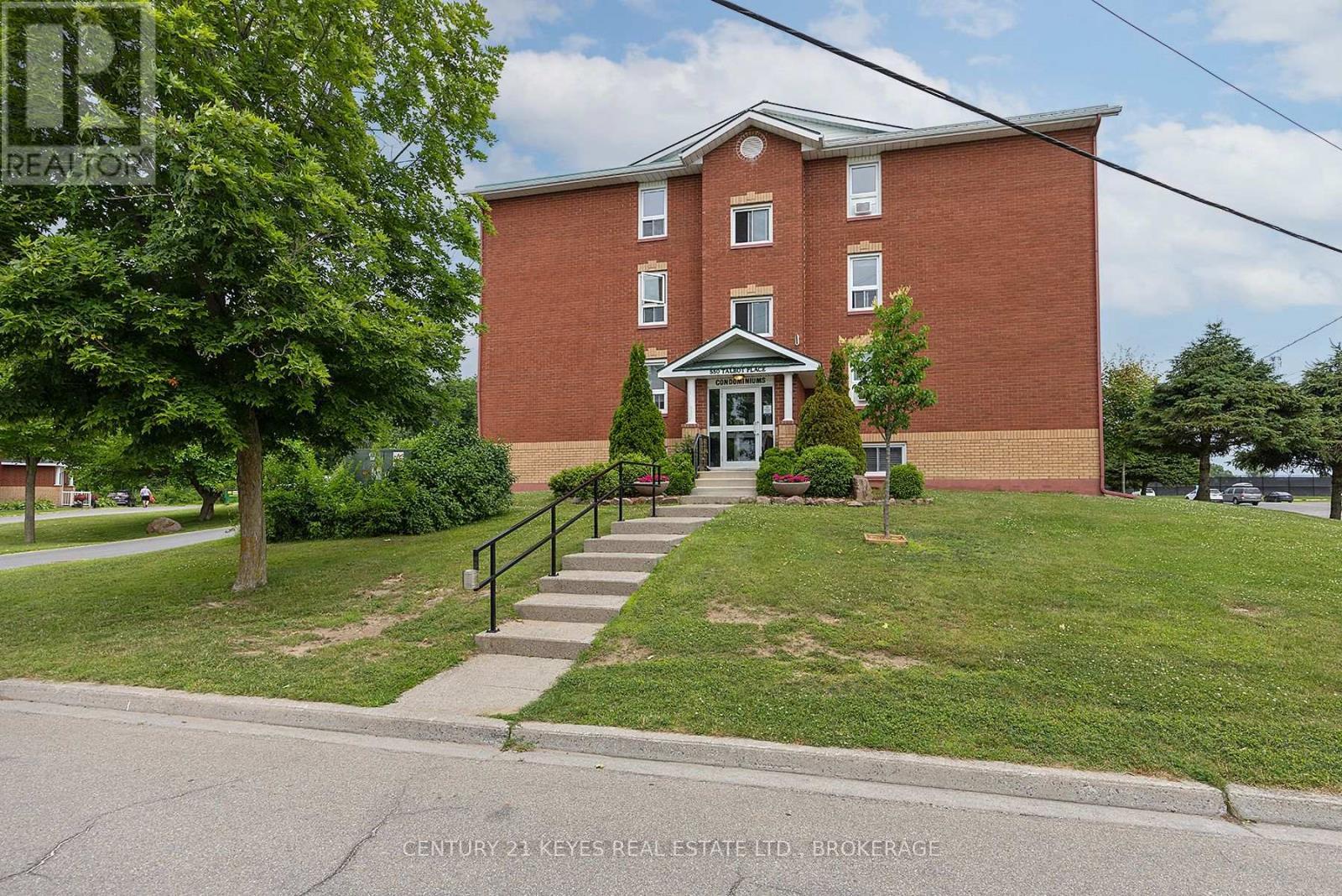 550 Talbot Place 402  Gananoque ON K7G 3C6 photo