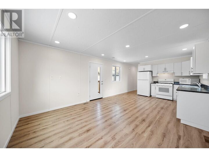 Photo de la propriété:  2776 Clapperton Avenue 106  BC V1K 1G5 