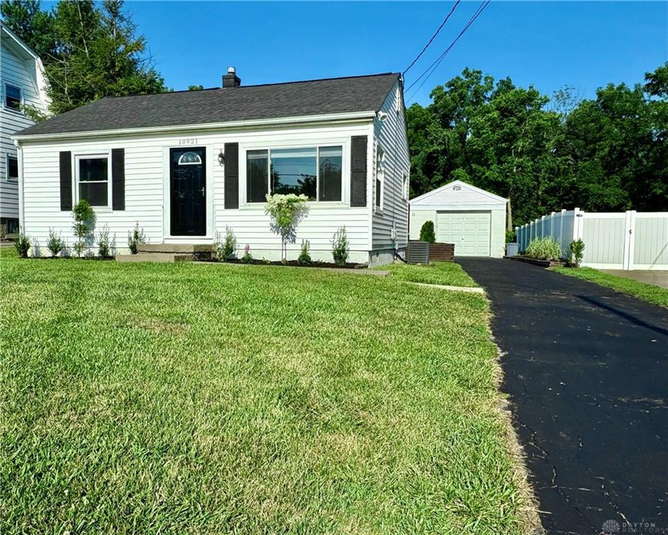 10921 Chester Road  Glendale OH 45246 photo