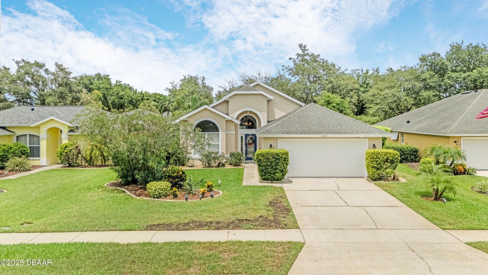 Property Photo: 1405 Florida Moss Lane FL 32128