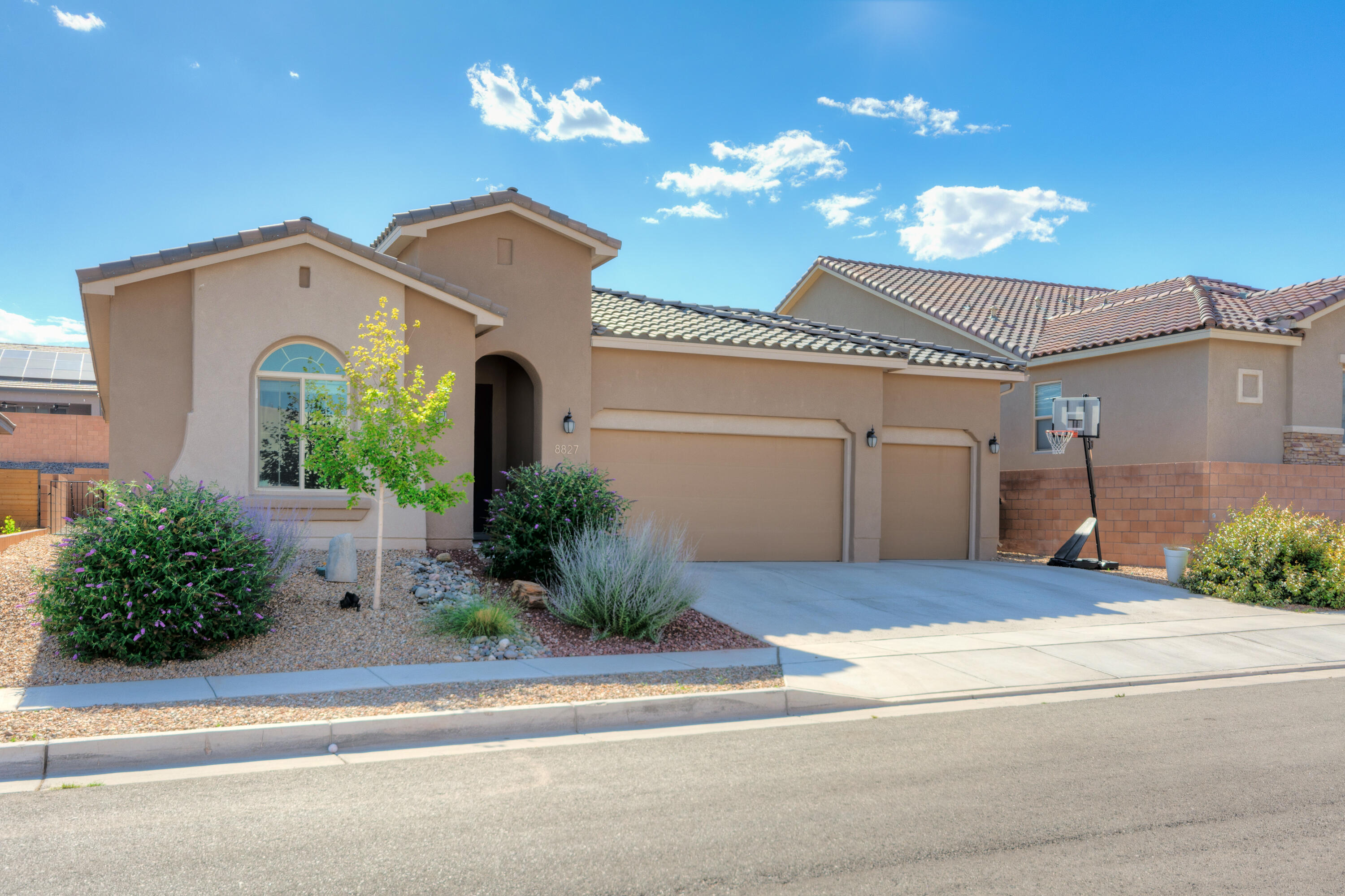 Property Photo: 8827 Coal Bank Street NW NM 87114