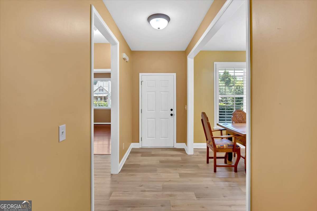 Property Photo: 125 Thornwood Drive SW GA 30165