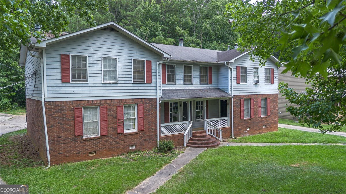 Property Photo: 208 Highland Park Drive GA 30605
