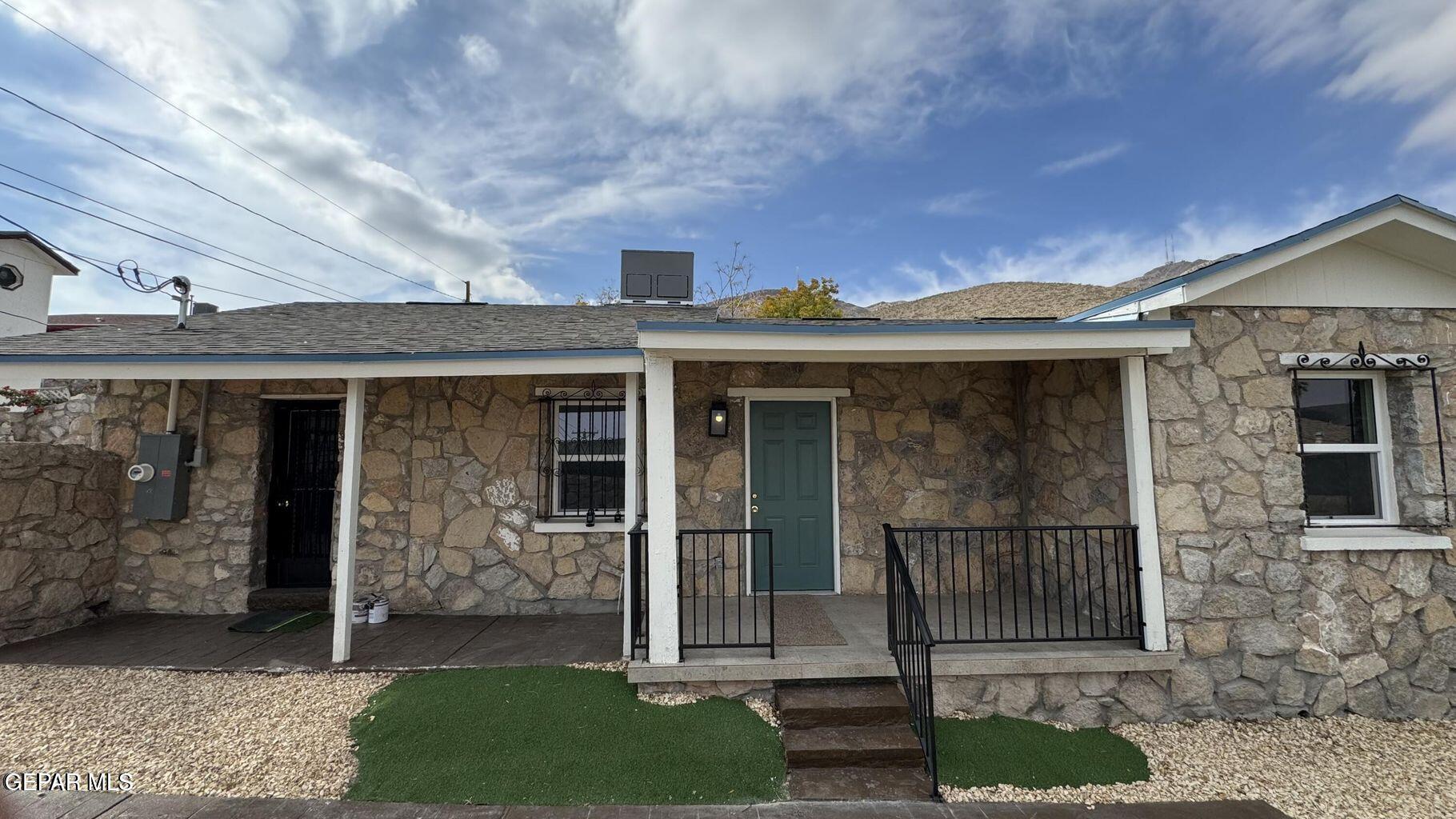 Property Photo:  2406 Lebanon Avenue  TX 79930 