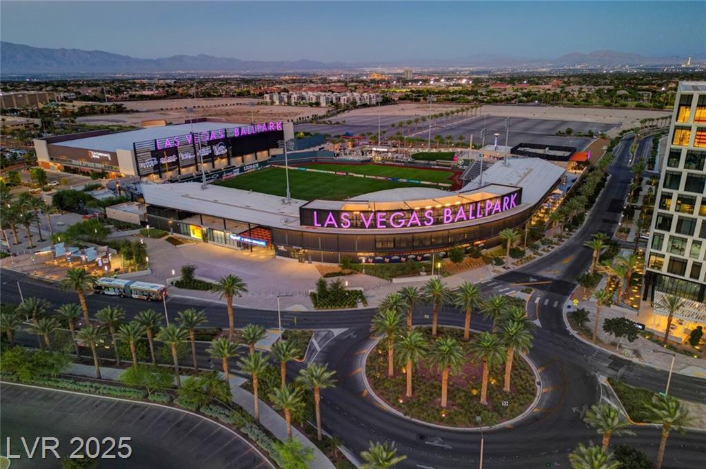 1916 Redbird Crest Lane  Las Vegas NV 89134 photo