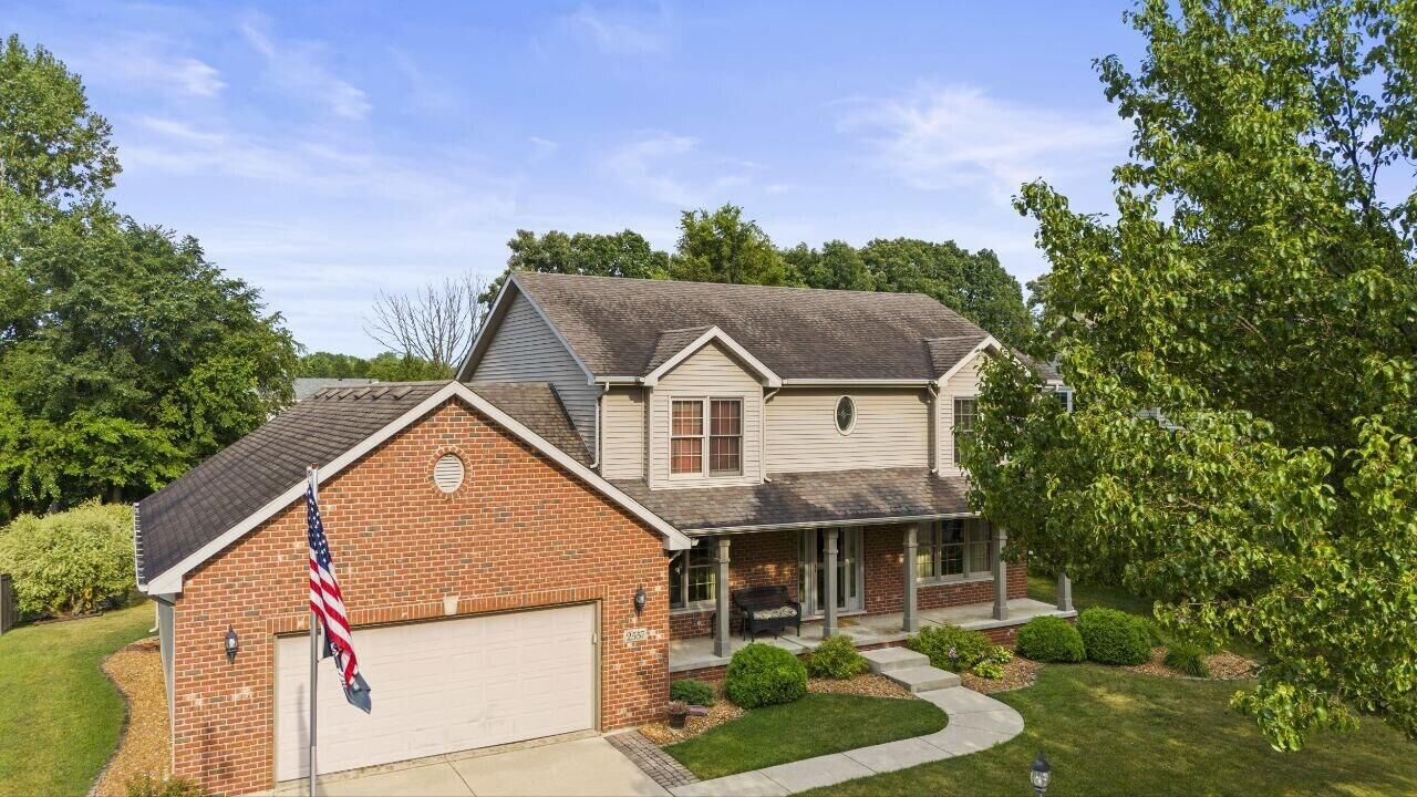 Property Photo: 2557 Howard Castle Drive IN 46311