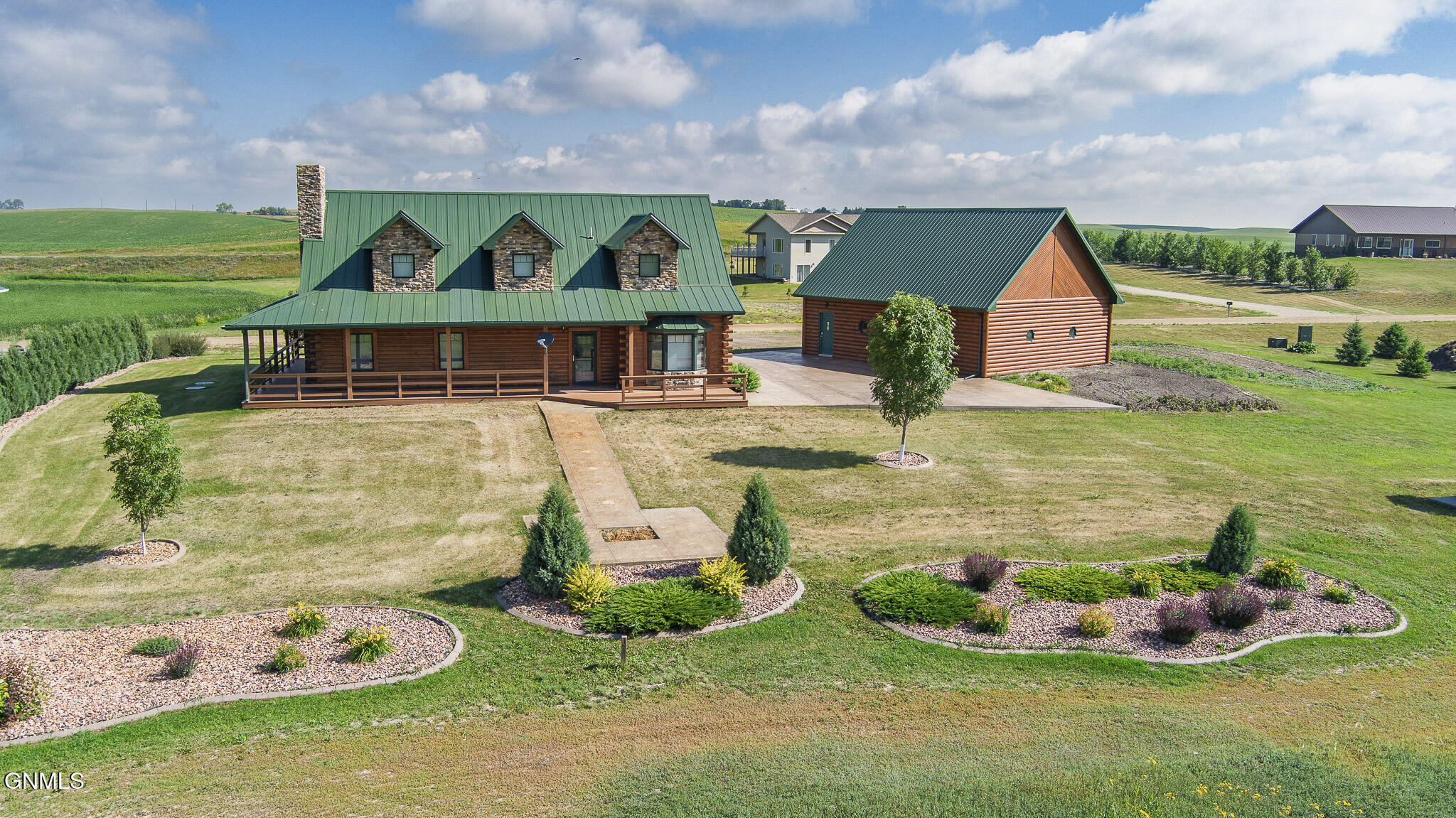 Property Photo:  2992 16th Street NW  ND 58531 