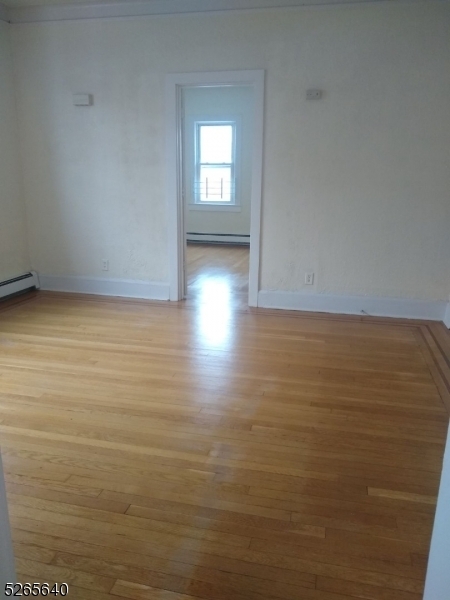 Property Photo: 326 Field Pl 2R NJ 07205