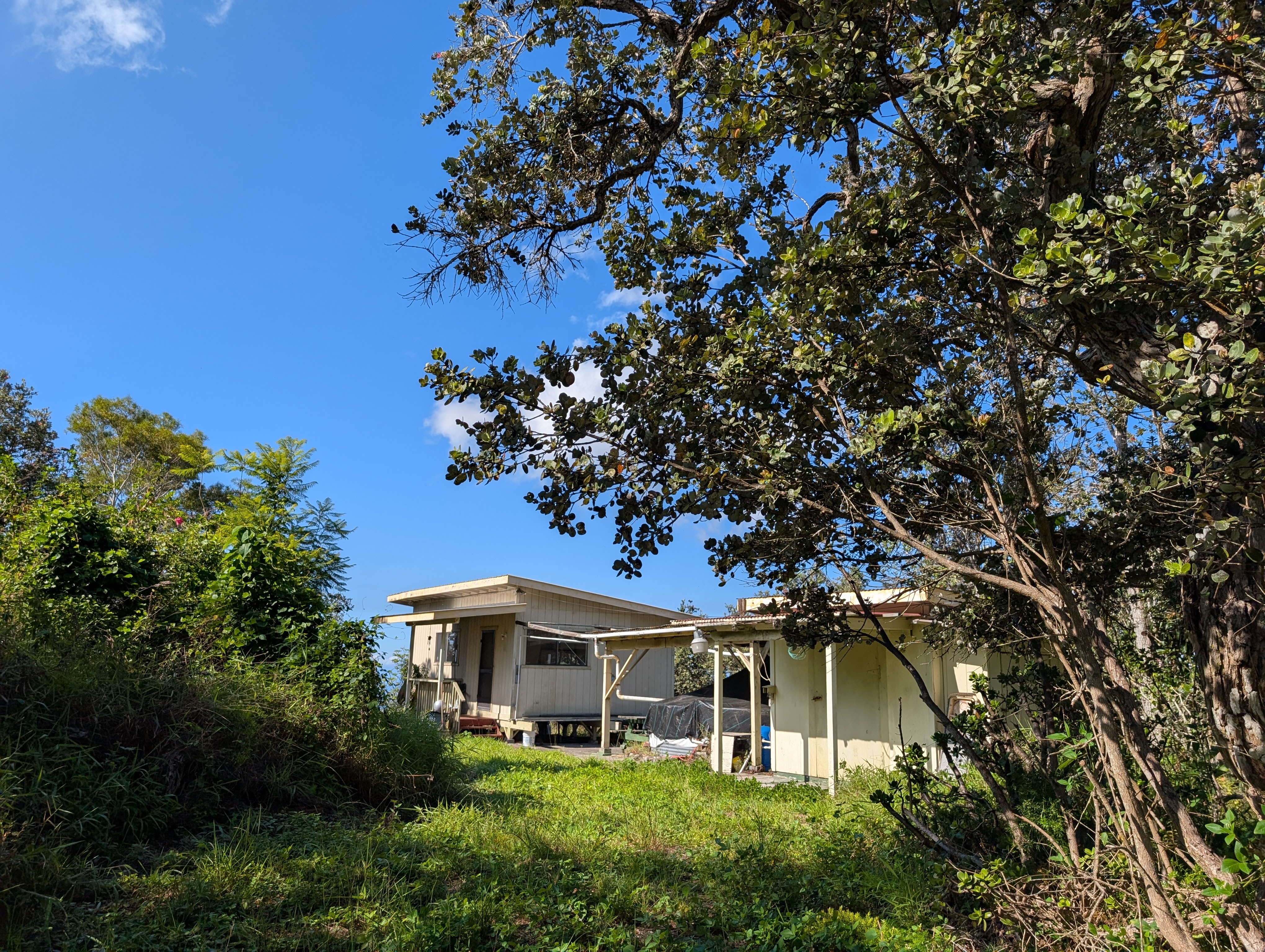 Property Photo: 92-1770 Hukilau Dr HI 96737