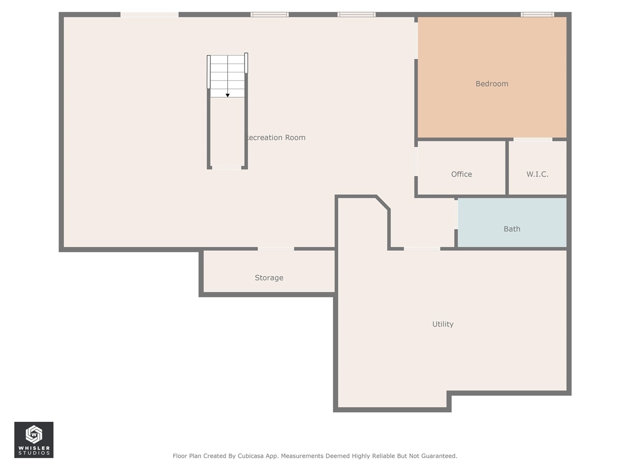 Property Photo: 275 W Goldfinch Dr IA 52340