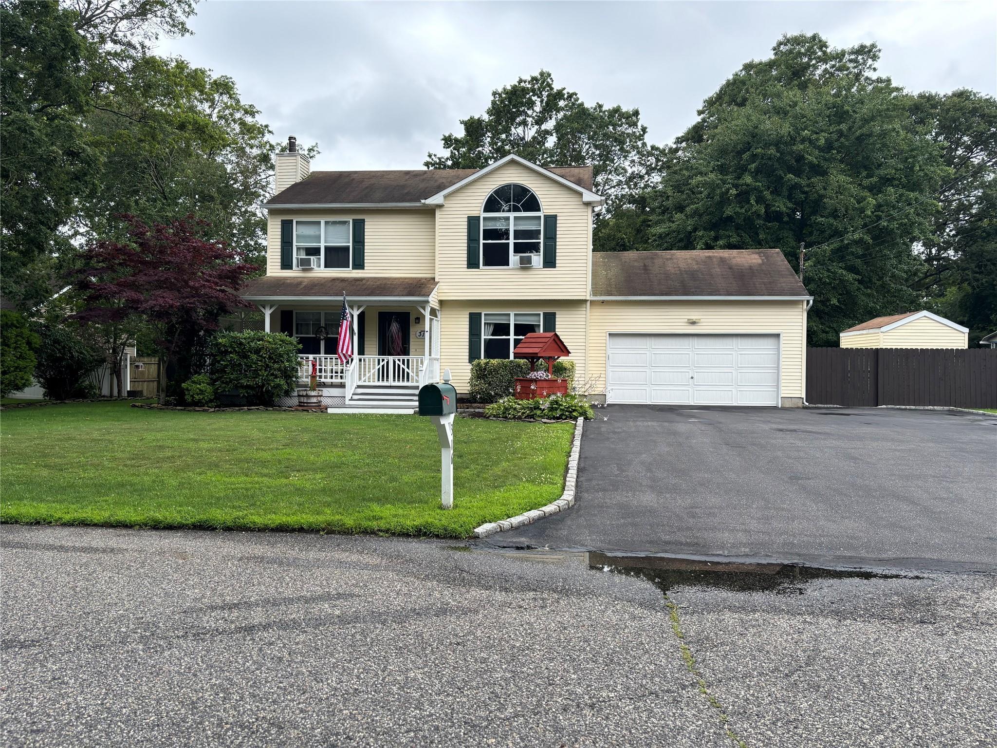 Property Photo:  316 Whittier Drive  NY 11951 