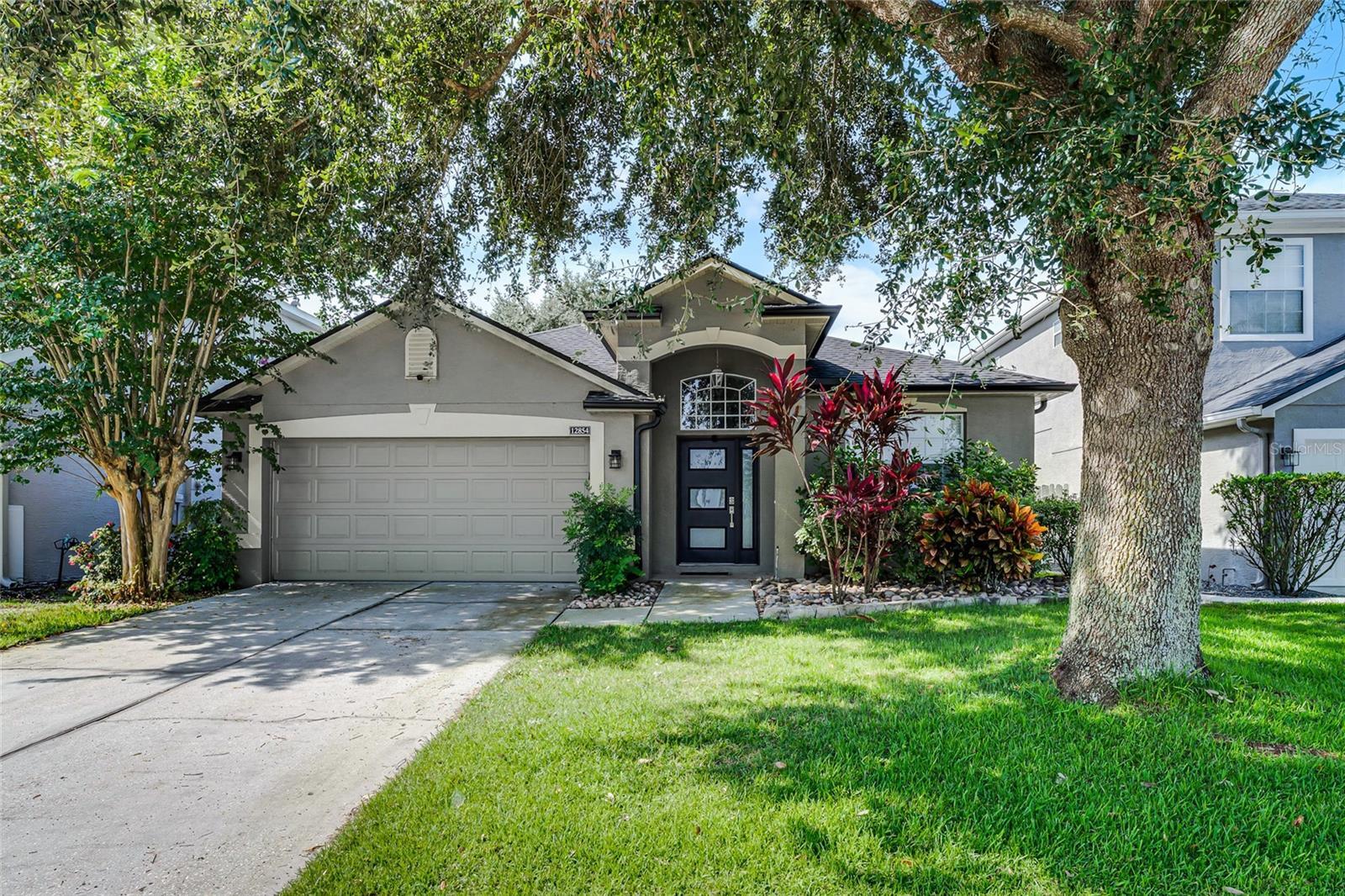 Property Photo:  12854 Hunters Vista Boulevard  FL 32837 