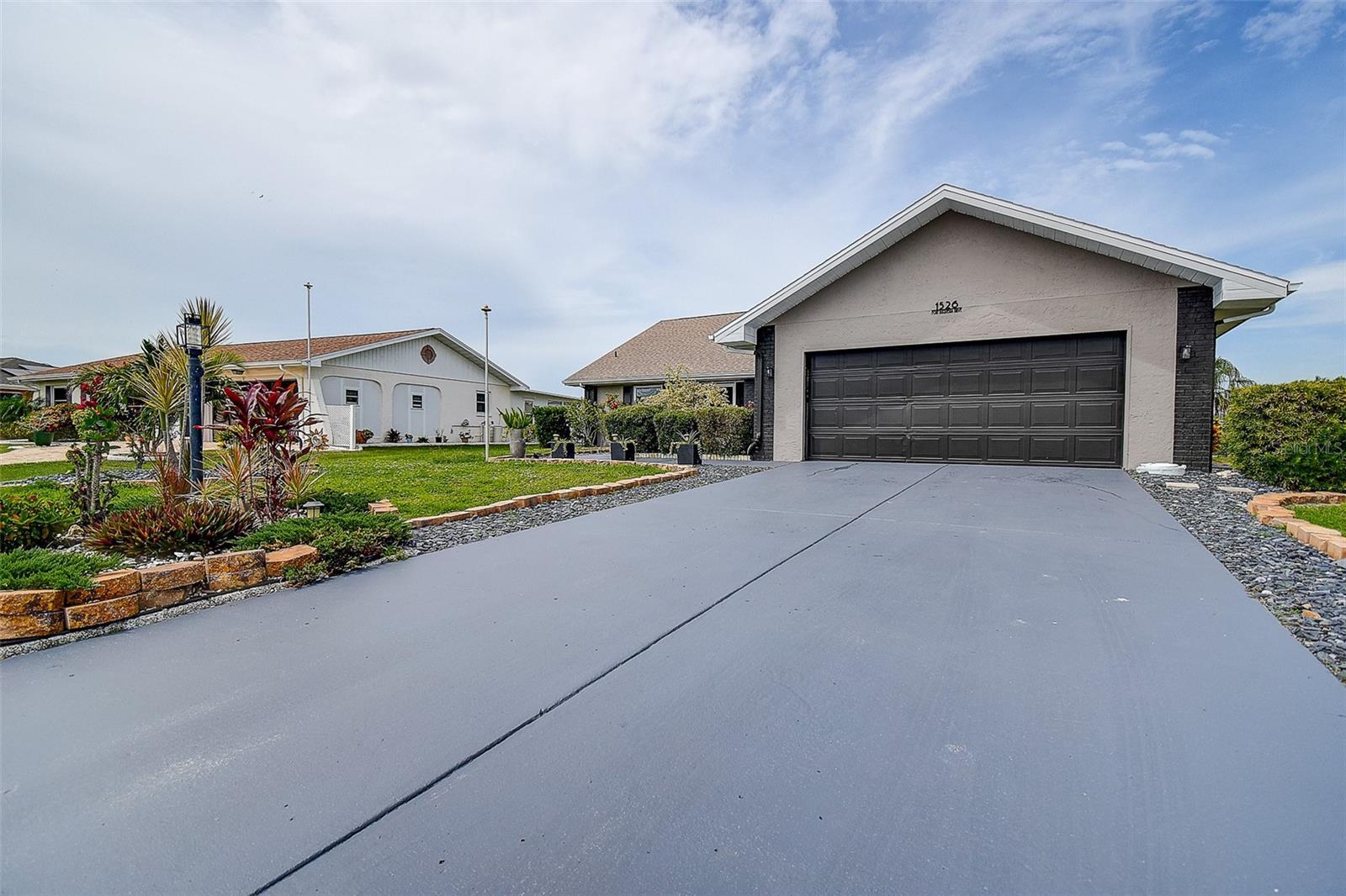 Property Photo:  1526 Fort Duquesna Drive  FL 33573 