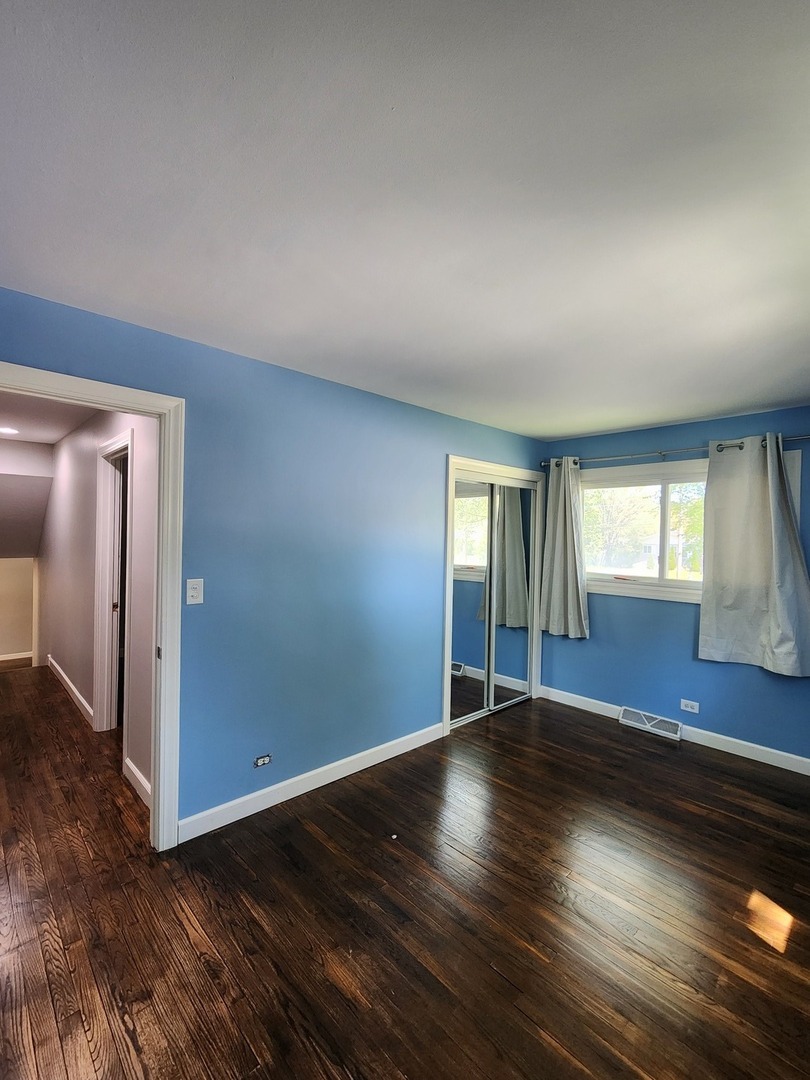 Property Photo: 1352 Glen Ellyn Road IL 60139