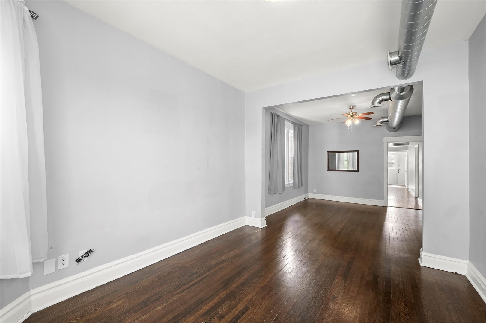 Property Photo: 1124 N Central Park Avenue 2 IL 60651