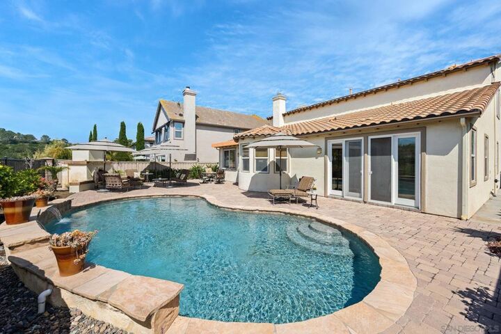 Property Photo: 3243 Avenida Aragon CA 92009