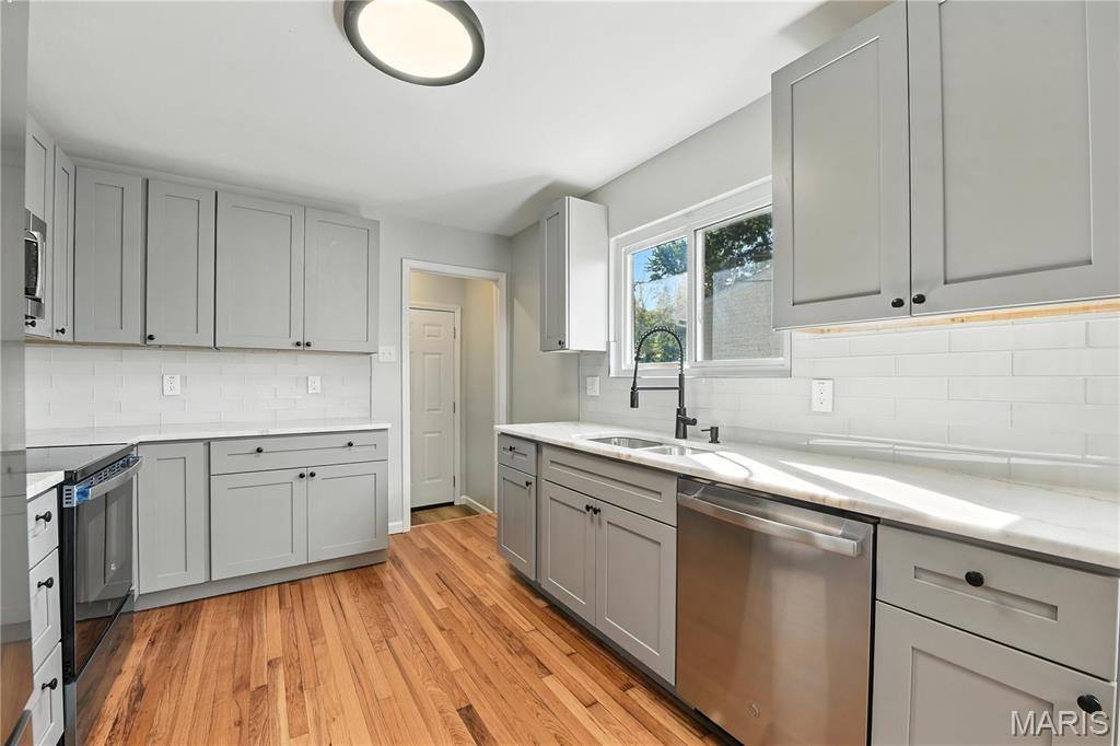 Property Photo: 100 Toelle Drive MO 63304